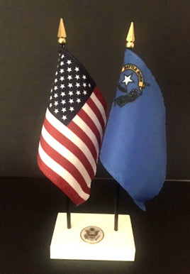 Executive Nevada and US Flag Desk Set