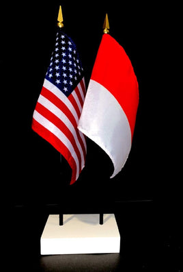 Indonesia and US Flag Desk Set