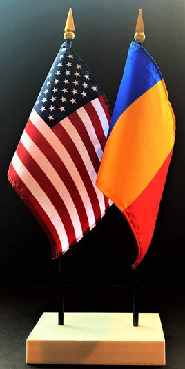 Romania and US Flag Desk Set