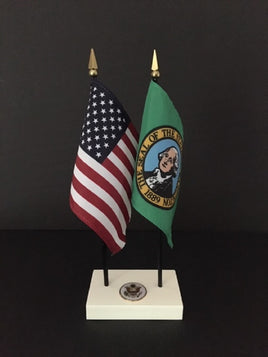 Executive Washington and US Flag Desk Set