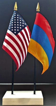 Armenia and US Flag Desk Set