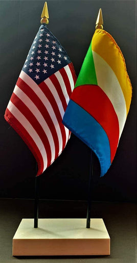 Comoros and US Flag Desk Set