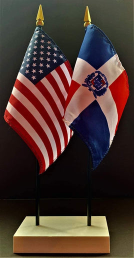 Dominican Republic and US Flag Desk Set