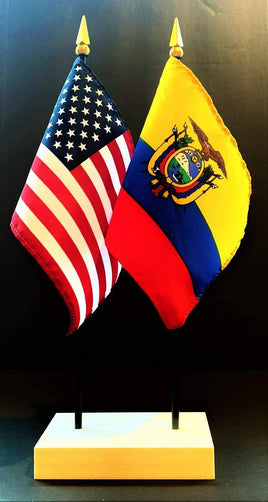 Ecuador and US Flag Desk Set