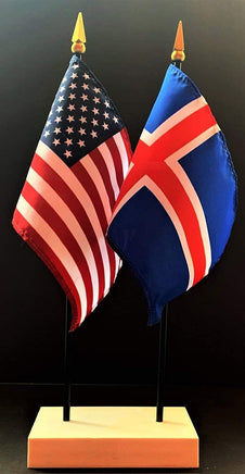 Iceland and US Flag Desk Set