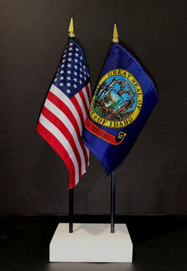 Idaho and US Flag Desk Set