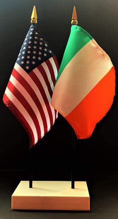 Ireland and US Flag Desk Set