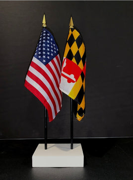 Maryland and US Flag Desk Set