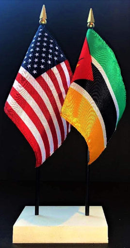Mozambique and US Flag Desk Set