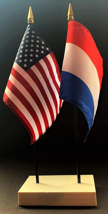 Netherlands and US Flag Desk Set