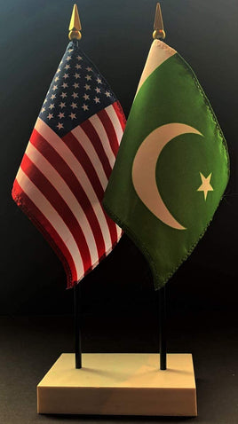 Pakistan and US Flag Desk Set