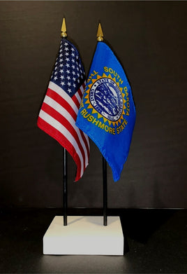 South Dakota and US Flag Desk Set