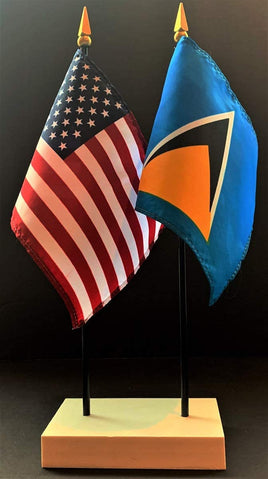 St. Lucia and US Flag Desk Set
