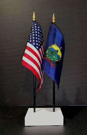 Vermont and US Flag Desk Set